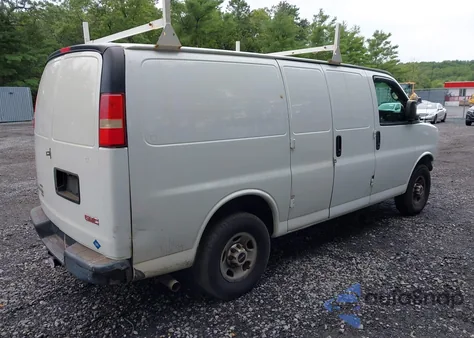 2013 GMC Savana 2500 Work Van из США, поврежденный, VIN 1GTW7FCB9D1175563